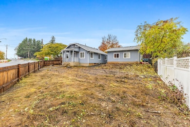 1487 SW Fairview Ave, Dallas, OR 97338 - photo 3