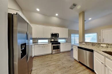 3830 Paigewood Dr, Pearland, TX 77584 - photo 3