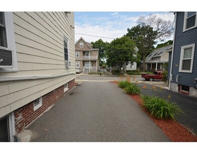 33 Pratt St, Allston, MA 02134 - photo 4