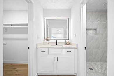 8726 Wilcrest Dr unit 8726, Houston, TX 77099 - photo 3