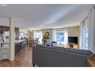 Living Room/Dining Room
