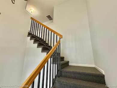 46116 Rhodes Dr unit 326, Macomb, MI 48044 - photo 3