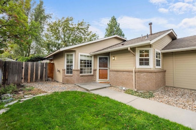 5053 W Bloom St, Boise, ID 83703 - photo 2