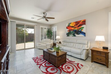 4-web-or-mls-10301 E Sable Ave, Mesa-4