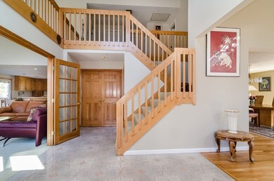 10 Fieldstone Ln, Natick, MA 01760 - photo 2