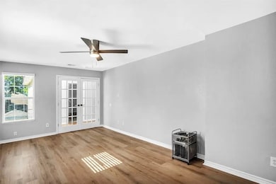 1915 Shaw St, Dallas, TX 75212 - photo 5