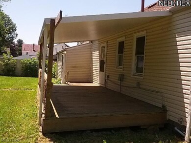 1530 Downing Ct NE, Canton, OH 44714 - photo 3