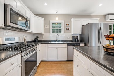 49-custom-50-lemont-ave