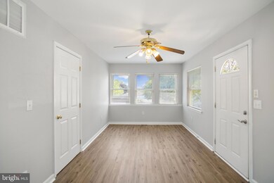 1504 Dover Ct, Glen Burnie, MD 21061 - photo 7