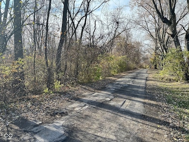 2948 Sapphire Blvd, Indianapolis, IN 46268 - photo 3