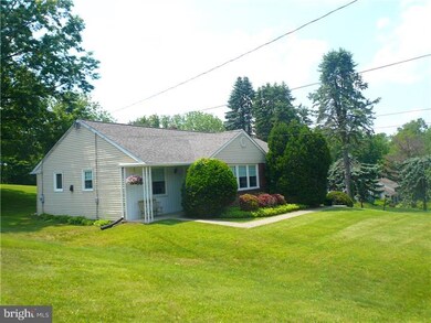 100 Cambridge Dr, Glen Mills, PA 19342 - photo 2