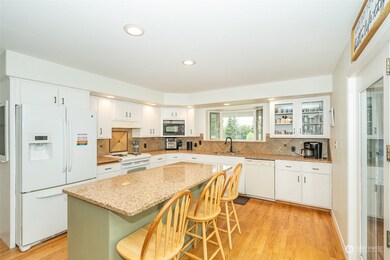 128 Hemlock Dr, Chehalis, WA 98532 - photo 4