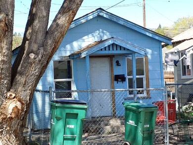 251 Martin St, Klamath Falls, OR 97601 - photo 4