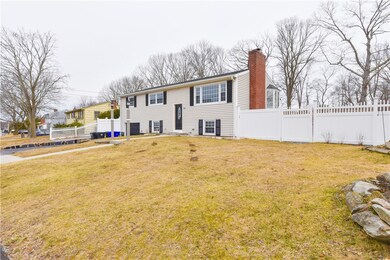 84 Monterey Dr, West Warwick, RI 02893 - photo 6