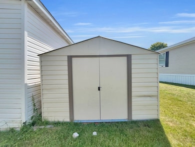 8346 Feather Hollow, Fenton, MI 48430 - photo 2