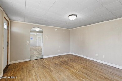 04-205 W Ahtanum Rd-12