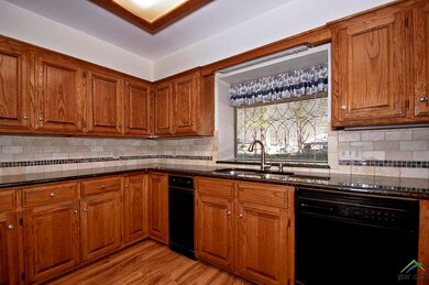 5803 Plantation Dr, Tyler, TX 75703 - photo 6