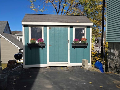 122 Sessions St, Berlin, NH 03570 - photo 3