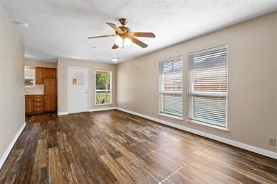 1704 Broadway St, Denton, TX 76201 - photo 3