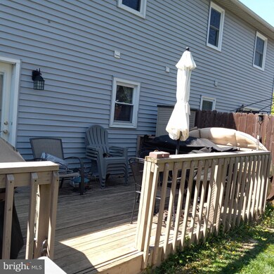 111 S 4th St, Womelsdorf, PA 19567 - photo 6