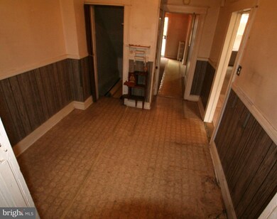 616 Allendale St, Baltimore, MD 21229 - photo 7