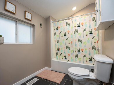 3312 Camden Ave, Omaha, NE 68111 - photo 5