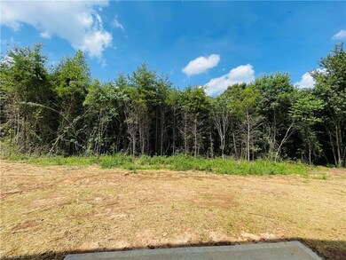 613 East St, Reidsville, NC 27320 - photo 3