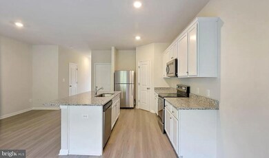 140 Cramsford St, Falling Waters, WV 25419 - photo 3