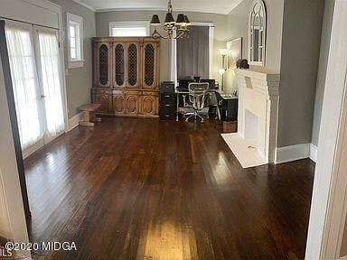 2409 beech 4