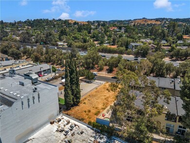 22949 Del Valle St, Los Angeles, CA 91364 - photo 6