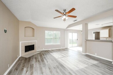 unlisted-address, Denton, TX 76210 - photo 4