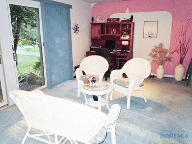 421 Winter St, Elmore, OH 43416 - photo 4