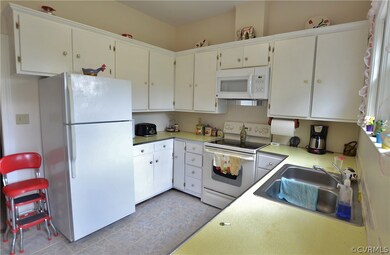 31067 King William Rd, West Point, VA 23181 - photo 6