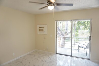 33 Windsor B, West Palm Beach, FL 33417 - photo 5