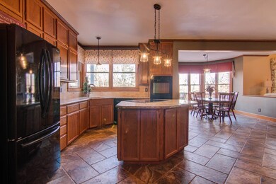 012-257520-IMG_7976_77_78_79_80_5885796