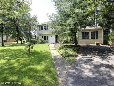 12705 Keswick Ln, Bowie, MD 20715 - photo 2