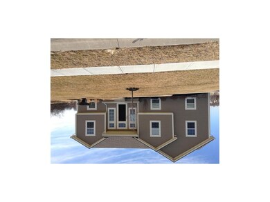 527 Buffalo Dr, Raymore, MO 64083 - photo 2