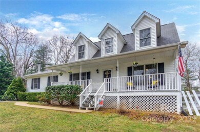 47 Sherry Ln unit 5, Leicester, NC 28748 - photo 4