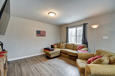 213 S 2nd Ave, Beech Grove, IN 46107 - photo 4