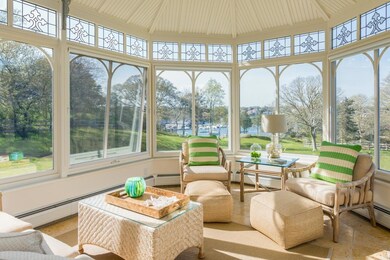 Conservatory w/view