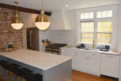 93 Power St, Providence, RI 02906 - photo 6