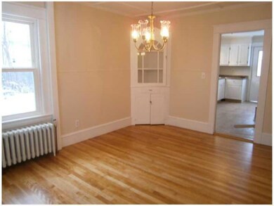 Dining Room. with built in.