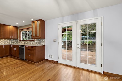 3831 Letitia Ave S, Seattle, WA 98118 - photo 7