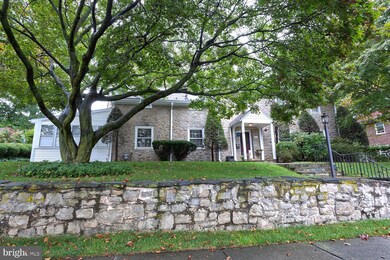 502 Brighton Ave, Reading, PA 19606 - photo 2