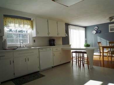 422 Carriage Shop Rd, East Falmouth, MA 02536 - photo 4