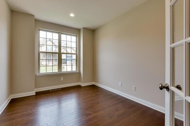 *Pictures are of another Marion II, for viewing purposes only.