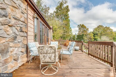 38 River Cliff Dr, Harpers Ferry, WV 25425 - photo 3