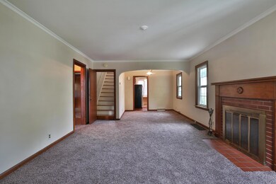 Living Room/Dining Room