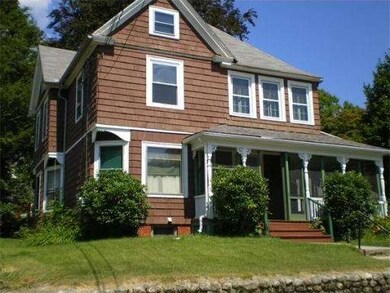 42 Fremont St, Putnam, CT 06260 - photo 2