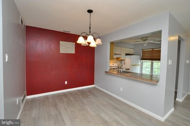 558 Shetland Ct unit 558, Sewell, NJ 08080 - photo 6